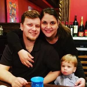 Meet your Posher, Alexis